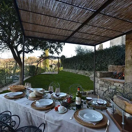 Villa Canonica Di Vertine *